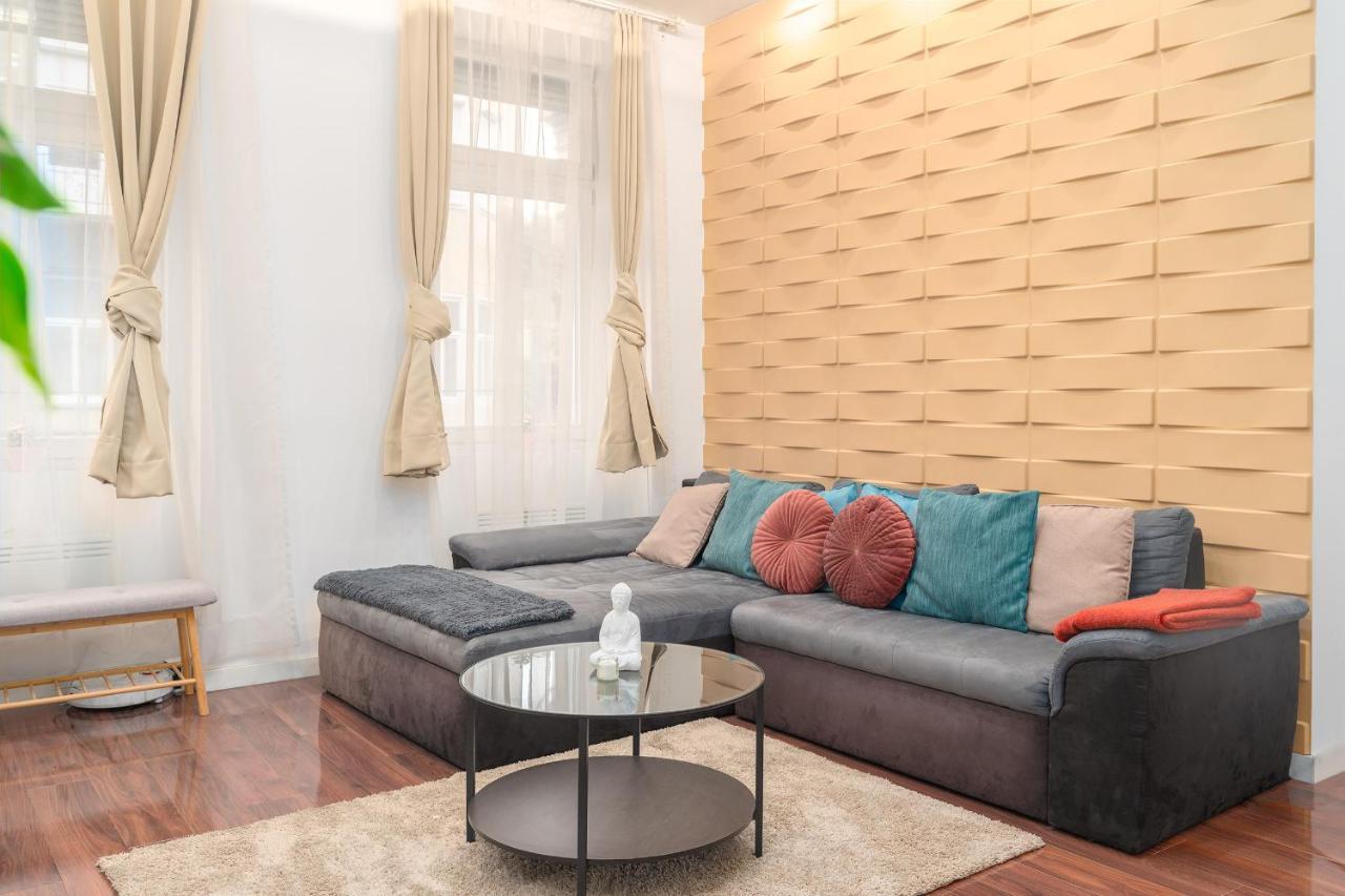 New Bigflat In The Citycenter Apartment Budapest
